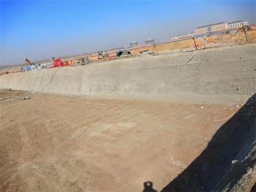 红原高铁桩基础建设